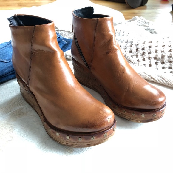 as 98 below sunset clog boot